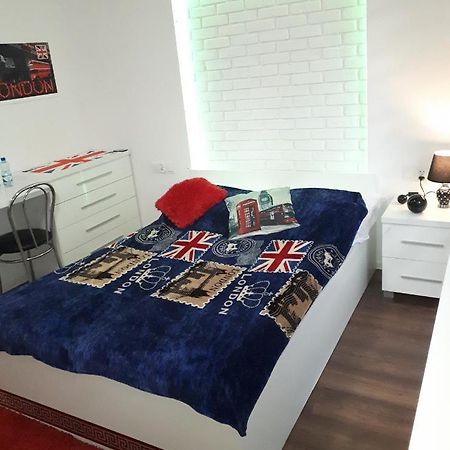 Apartament Centrum Panoramiczna Big Ben Z Balkonem-- Klimatyzacja-- Кельце Екстер'єр фото