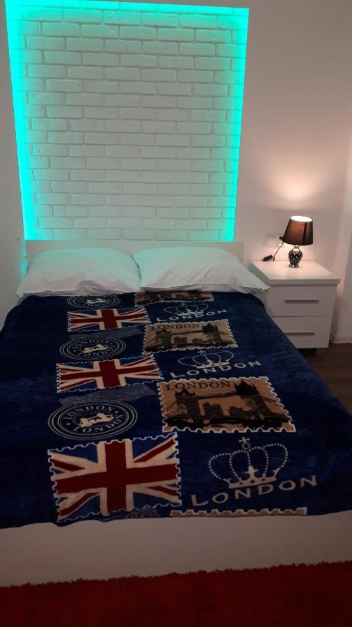 Apartament Centrum Panoramiczna Big Ben Z Balkonem-- Klimatyzacja-- Кельце Екстер'єр фото