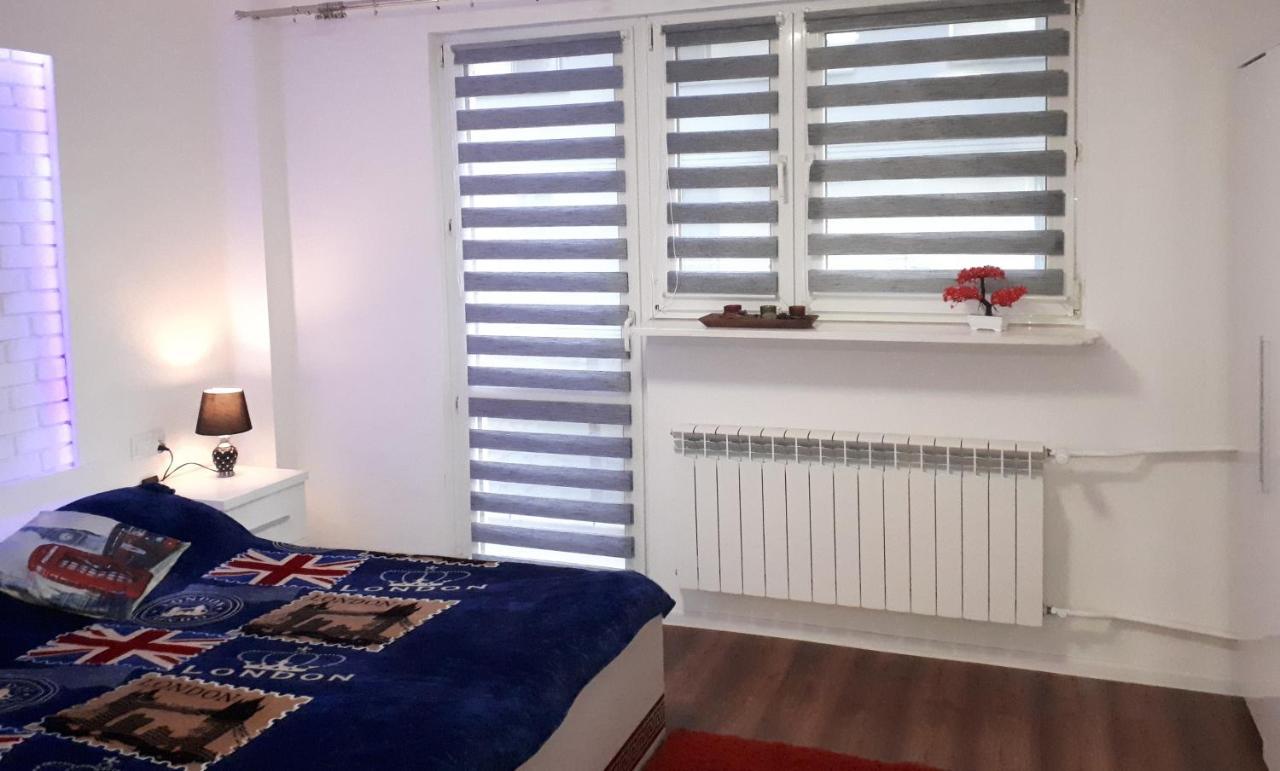 Apartament Centrum Panoramiczna Big Ben Z Balkonem-- Klimatyzacja-- Кельце Екстер'єр фото