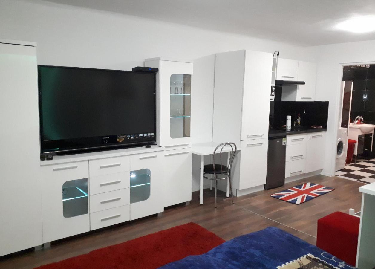 Apartament Centrum Panoramiczna Big Ben Z Balkonem-- Klimatyzacja-- Кельце Екстер'єр фото