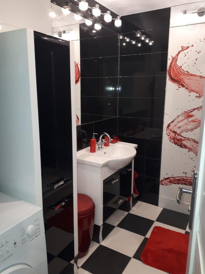 Apartament Centrum Panoramiczna Big Ben Z Balkonem-- Klimatyzacja-- Кельце Екстер'єр фото